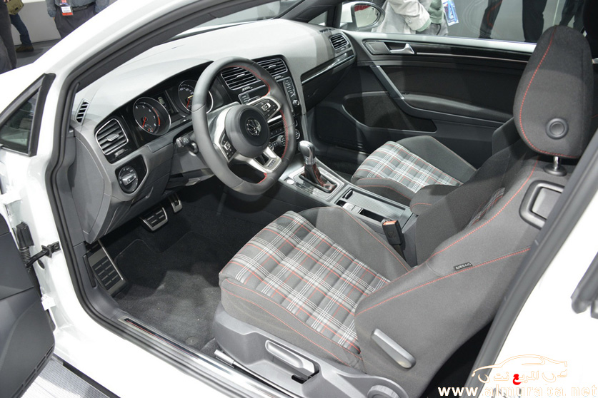 فولكس فاجن جي تي اي 2013 تنطلق في معرض باريس للسيارات Volkswagen Golf GTI 2013 41